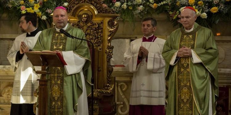 Representante del Papa inicia gira por Tierra Caliente en Michoacán - El Sol de México