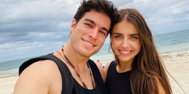 Danilo Carrera y Michelle Renaud