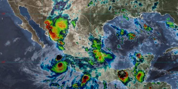Avanza la tormenta tropical Enrique hacia Los Cabos