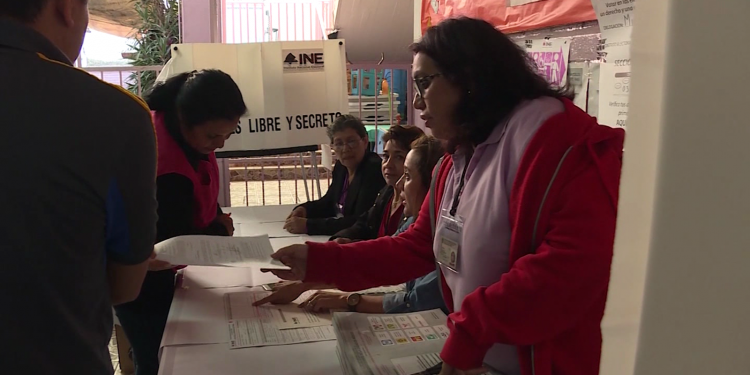Elector en México dice que votará al más bueno de los malos