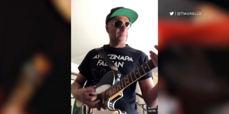 Tom Morello dedica canción a estudiantes de Ayotzinapa