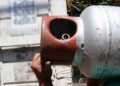 Lanza CRE normativa para topar precios del gas LP