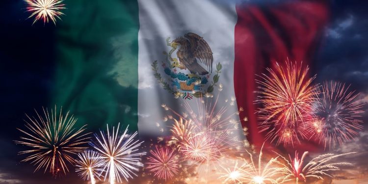 Celebración de Independencia de México | Villa del Palmar Loreto