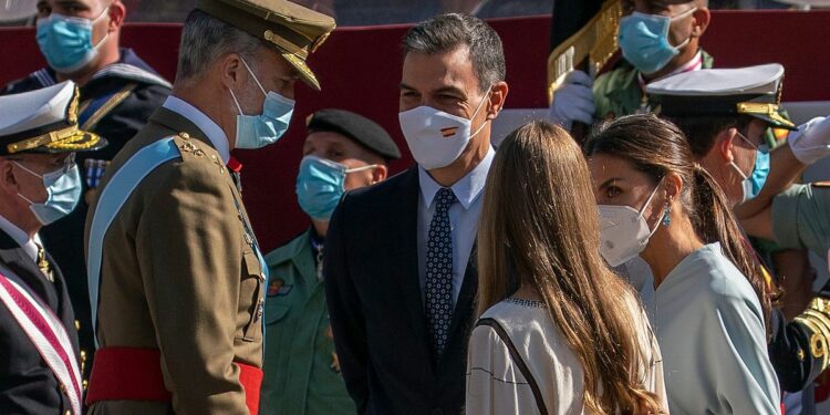 12 de octubre: Abucheos y gritos de dimisión contra Sánchez en el desfile de la Fiesta Nacional | España