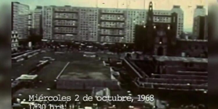 Conmemoran el aniversario 53 de la matanza de Tlatelolco