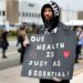 El exempleado de Amazon Christian Smalls el 1 de mayo en una manifestación en Staten Island, en Nueva York.