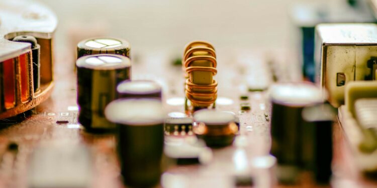 Por qué hay escasez de microchips? Profesor del Tec lo explica |  Tecnológico de Monterrey