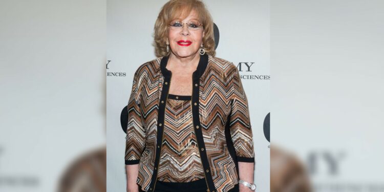 Hospitalizan a la actriz mexicana Silvia Pinal a causa del covid-19