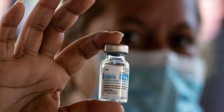 México autoriza el uso de emergencia de la vacuna cubana Abdala