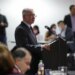 El expresidente de Colombia Álvaro Uribe habla durante un encuentro del partido político Centro Democrático, el pasado martes.