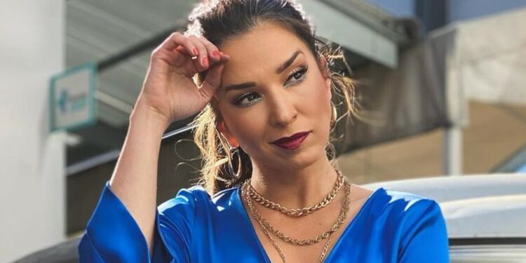 Laura G hace publicidad a programa de Televisa en Venga la Alegría - Grupo Milenio