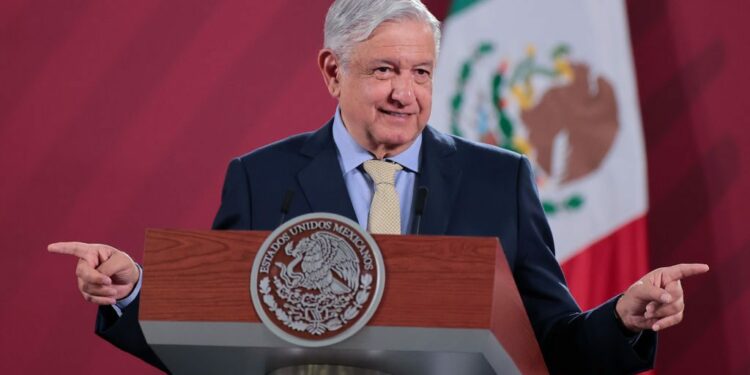 ¿Cómo votar en la revocación de mandato de AMLO desde el extranjero?