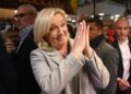 Marine Le Pen saludaba el viernes a sus seguidores en la ciudad meridional francesa de Perpignan.