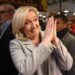 Marine Le Pen saludaba el viernes a sus seguidores en la ciudad meridional francesa de Perpignan.