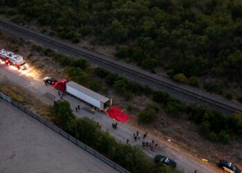 Chófer se hizo pasar por migrante para evitar detención, dice gobierno de México