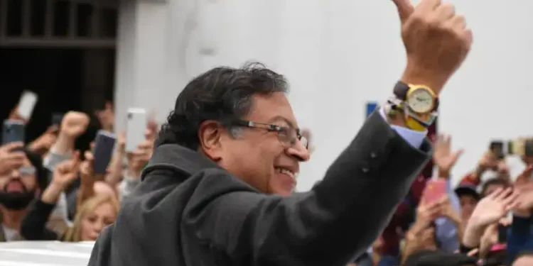 Gustavo Petro: Aterrizar la sabrosura