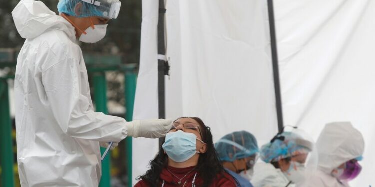 México registra 9 mil 406 nuevos casos de COVID y 69 decesos en 24 horas