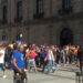 Migrantes venezolanos salen a las calles a protestar en Monterrey, NL