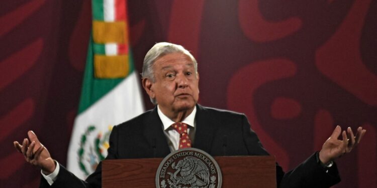 ¿Debe revisarse la estrategia de seguridad de AMLO?