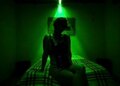 Úna trabajadora de la whiskeria Pasiones, en la ciudad de Trinidad, en Uruguay.  De acuerdo a la ley, aprobada por unanimidad en 2002, la prostitución es una ocupación a ejercer de forma autónoma, jamás para un tercero. La realidad, sin embargo, está hecha de empleo informal y proxenetismo velado, con tarifas impuestas, horarios y servicios por cumplir.