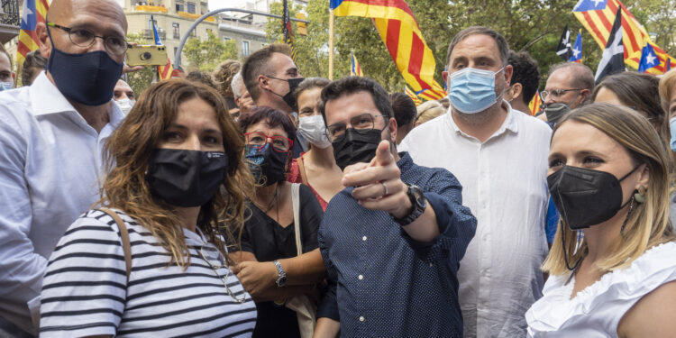 La cúpula de Esquerra se descuelga de la manifestación de la Diada y critica a la ANC por “dividir el independentismo” | Cataluña