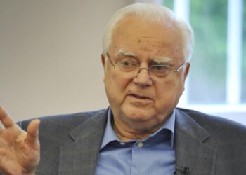 Muere Frank Drake, el hombre que buscaba extraterrestres | Ciencia