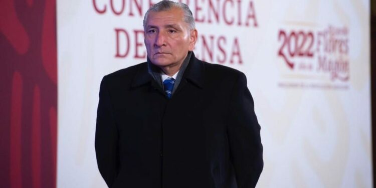 Tachan de egoísta, incapaz e hipócrita Adan Augusto López al gobernador de NL