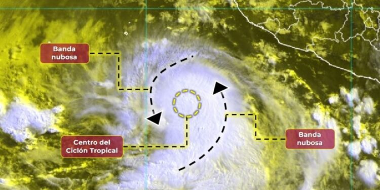 Adrián es el primer ciclón con nombre del Pacífico en 2023 y también el primer huracán de la temporada en este océano. (Crédito: Servicio Meteorológico Nacional)
