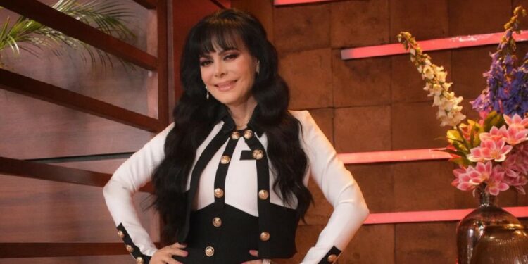 Maribel Guardia dice que las cenizas de Julián Figueroa siguen con ella; ¿las mandará a Juliantla?