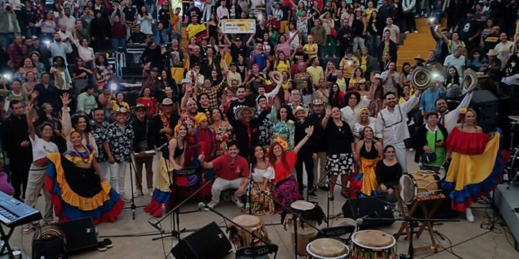 Totó la Momposina celebra la Independencia de Colombia en el Parcero Fest