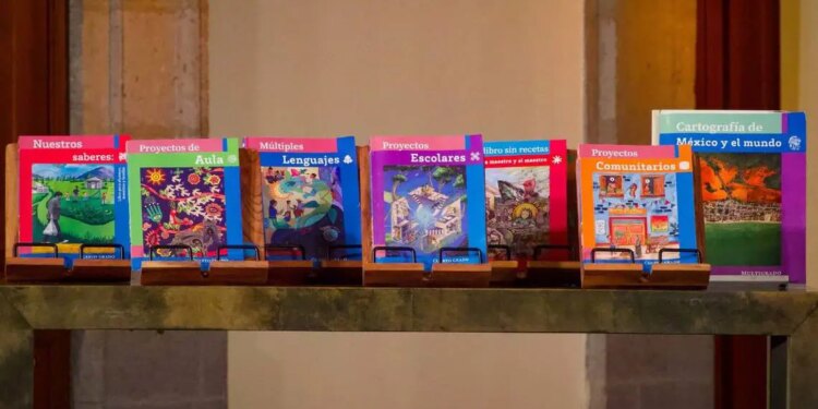Advierten consecuencias por impresión de libros