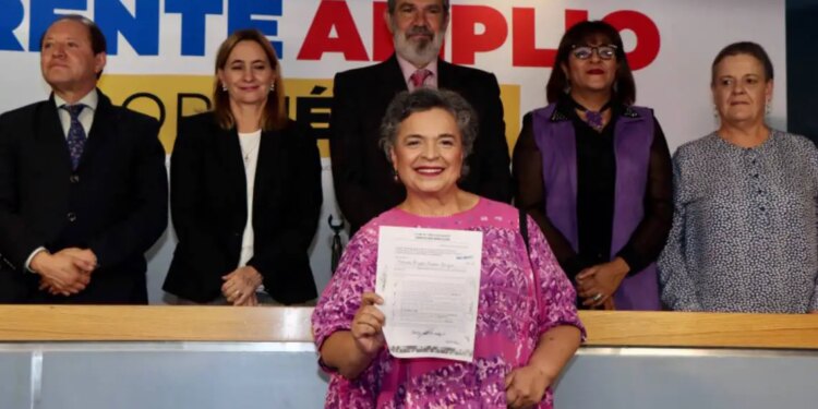 Alito Moreno humilla a Beatriz Paredes: AMLO