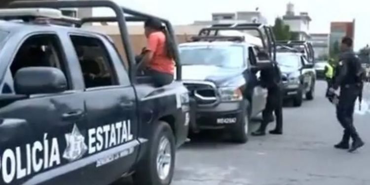 Auxilian a migrantes en Tecámac