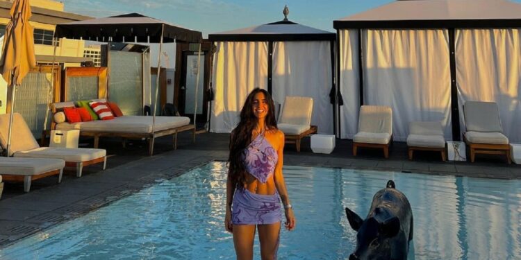 Bárbara de Regil y su secreto para tener el abdomen de acero que presume en redes