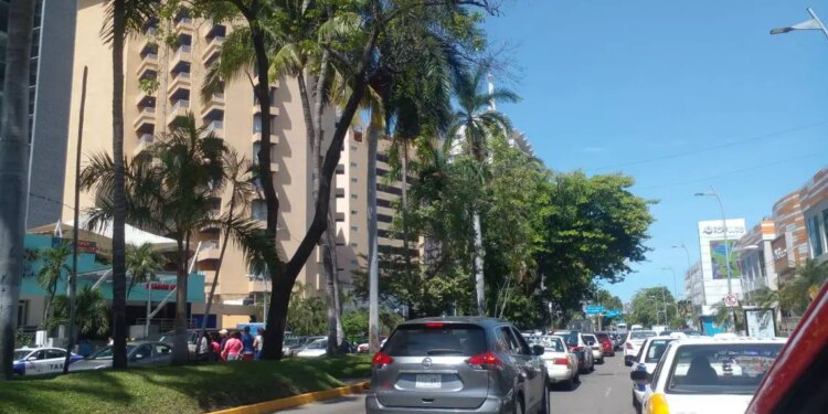 CTM Guerrero insta a turistas a quedarse en la costa