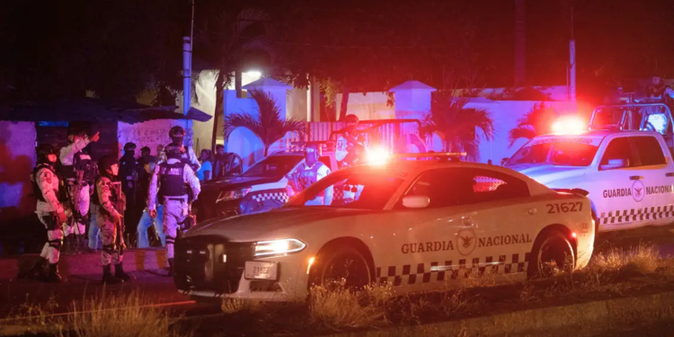 Cadáveres en casas de crimen en Veracruz