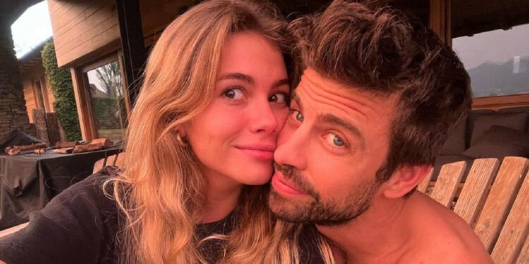 Clara Chía vacaciona con Piqué y deslumbra con un impactante bikini verde que resalta su figura