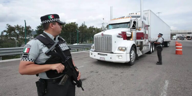 Crimen acecha a camioneros: atracos violentos.