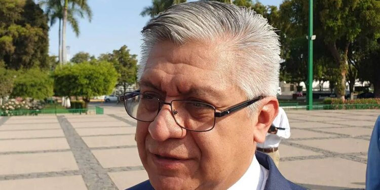 Cristóbal Castañeda renuncia a Seguridad en Sinaloa
