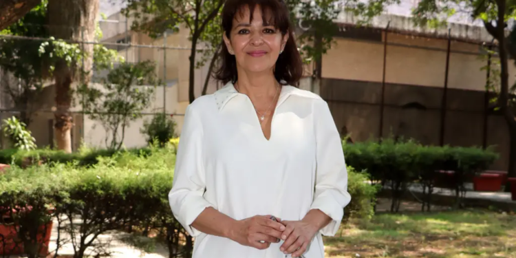 Dar esperanza a los jóvenes: Cynthia Rosas, tutela menores.