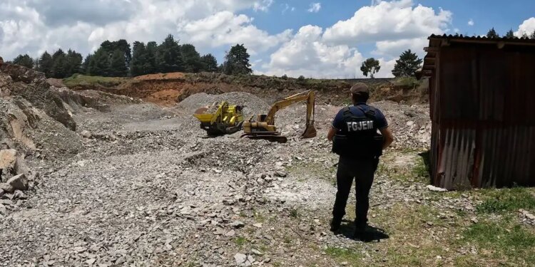 Desmantelan célula delictiva en valle de Toluca.