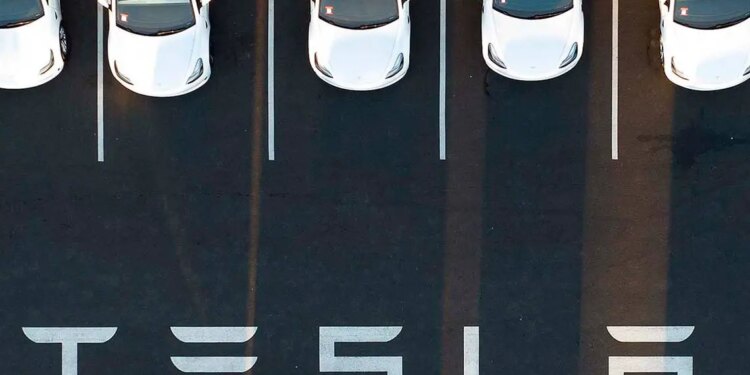 La UE indaga a Tesla por financiamiento oculto - Columna Digital