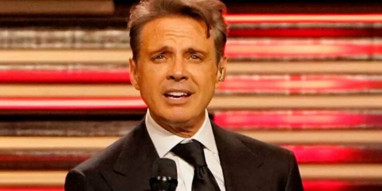No es un simple resfriado, Luis Miguel tiene un padecimiento más grave