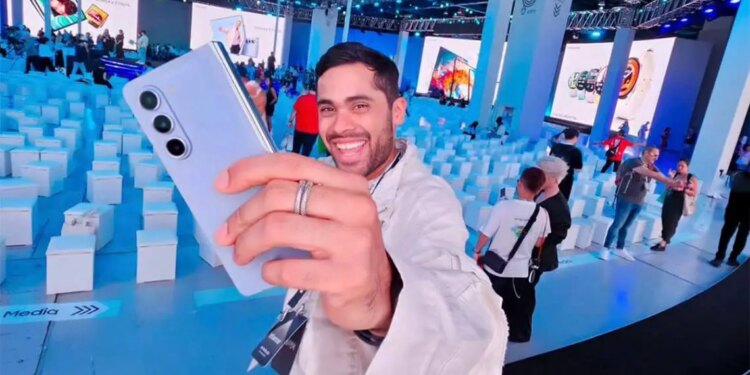Profeco guía a influencers contra publicidad encubierta.