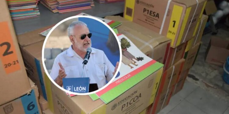 Retraso legal afecta distribución de libros en Guanajuato.