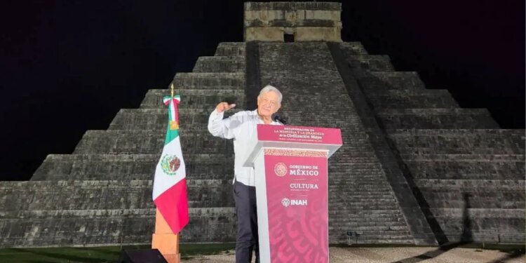 AMLO: Tren Maya paralizado por revisión