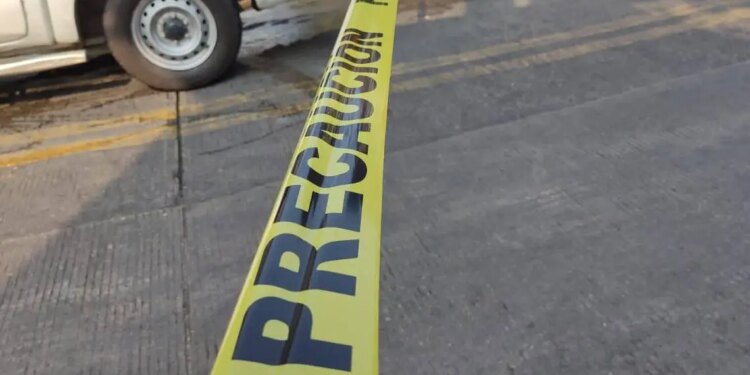 Armas y muertes en mercado de Iguala