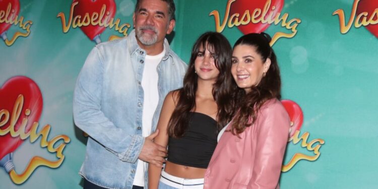 Así ha crecido Julia, la hija de Eduardo Santamarina y Mayrín Villanueva: Sufre enfermedad congénita