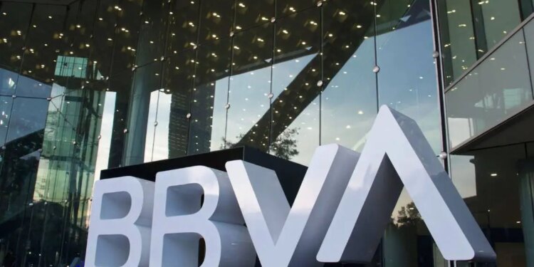 BBVA México pide Reforma Fiscal ya.