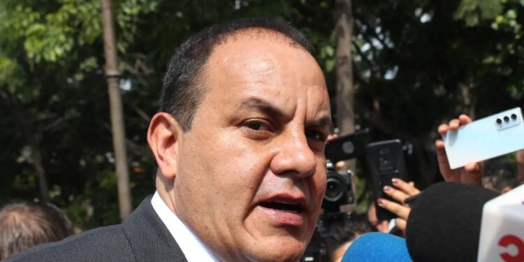 Bloqueo parlamentario a Cuauhtémoc Blanco.